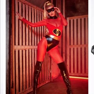 fashionova costume plus